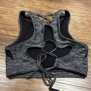 La SENZA Heathered Gray Lace-Up Back Sports Bra
